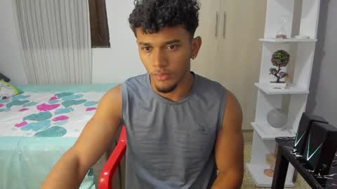 Snapshot of fox_evans chatting on 11.25.25 Fox online show from 11.25.25