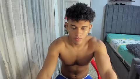 Snapshot of fox_evans chatting on 01.06.26 Fox online show from 01.06.26