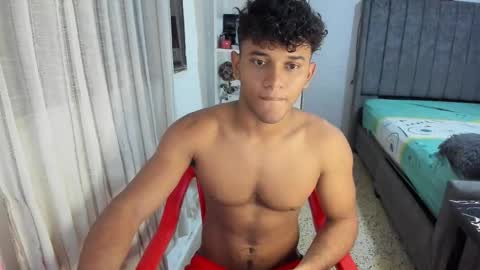 Snapshot of fox_evans chatting on 01.09.26 Fox online show from 01.09.26