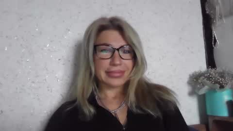 Snapshot of fox_red_lady7 chatting on 01.18.26 fox_red_lady7 online show from 01.18.26