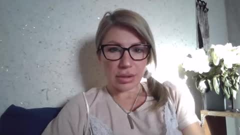 Snapshot of fox_red_lady7 chatting on 02.03.26 fox_red_lady7 online show from 02.03.26