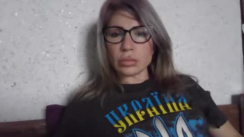 Snapshot of fox_red_lady7 chatting on 02.15.26 fox_red_lady7 online show from 02.15.26