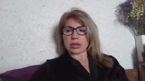 Snapshot of fox_red_lady7 chatting on 03.01.26 fox_red_lady7 online show from 03.01.26