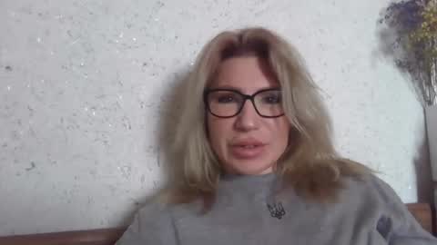 Snapshot of fox_red_lady7 chatting on 03.07.26 fox_red_lady7 online show from 03.07.26