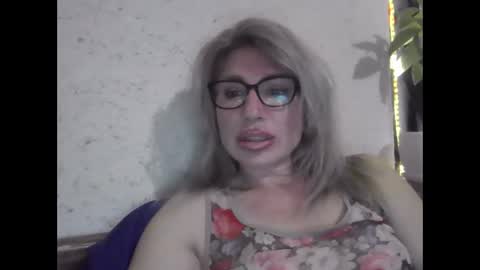 Snapshot of fox_red_lady7 chatting on 03.29.26 fox_red_lady7 online show from 03.29.26