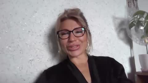 Snapshot of fox_red_lady7 chatting on 04.07.26 fox_red_lady7 online show from 04.07.26