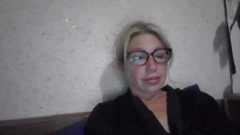 Snapshot of fox_red_lady7 chatting on 06.03.26 fox_red_lady7 online show from 06.03.26