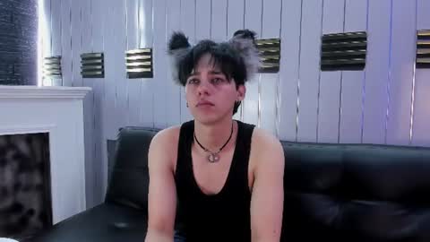 Snapshot of fox_white_ chatting on 07.20.26 . FOX WHITE . online show from 07.20.26