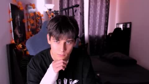 Foxicfu online show from 12.03.25