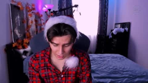 Foxicfu online show from 12.20.25