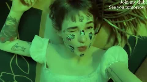 Snapshot of foxrinehelen chatting on 12.27.24 Helen - My streams are Monday - Friday at 8 AM NY time online show from 12.27.24