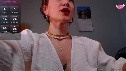 Snapshot of foxrinehelen chatting on 02.19.25 Helen - My streams are Monday - Friday at 8 AM NY time online show from 02.19.25