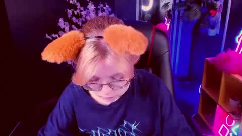 Snapshot of foxxxypolly chatting on 06.11.26 Polly online show from 06.11.26