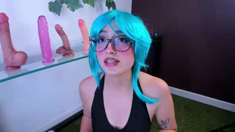 Snapshot of foxy_aleja chatting on 05.16.26 foxy_aleja online show from 05.16.26