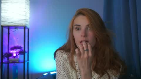 Snapshot of foxy_cute4you chatting on 06.02.26 Eva online show from 06.02.26