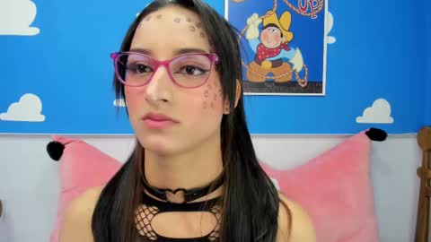 Loren online show from 09.11.25