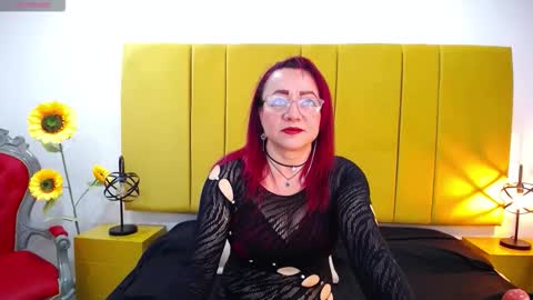 Snapshot of foxy_miilf chatting on 09.14.25 Foxy miilf online show from 09.14.25
