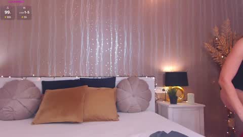 Adela - Single mom. 40 y online show from 01.04.25