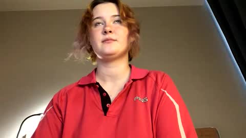 Snapshot of foxydollkate chatting on 05.18.26 Kate online show from 05.18.26