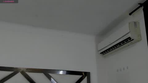 foxyhillx online show from 11.23.25