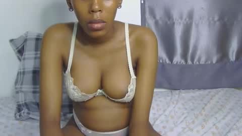 foxypennyy online show from 10.19.25