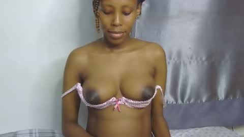 foxypennyy online show from 10.28.25