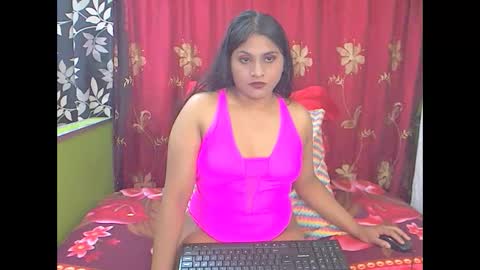 Snapshot of foxyyindian chatting on 11.27.25 foxyyindian online show from 11.27.25
