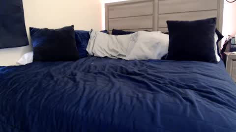 Snapshot of fragilemasochist chatting on 12.05.24 Angel online show from 12.05.24