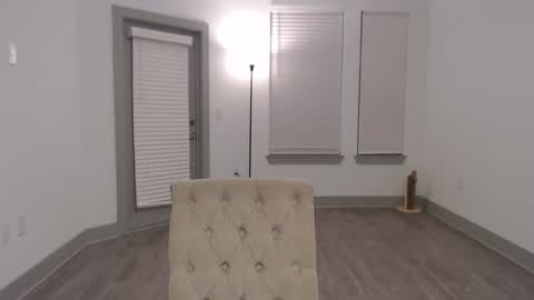 Snapshot of fragilemasochist chatting on 02.03.25 Angel online show from 02.03.25