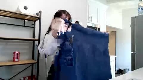 Snapshot of fragilemasochist chatting on 09.20.25 Angel online show from 09.20.25