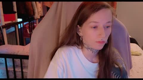 Snapshot of fran_bow chatting on 05.22.26 fran_bow online show from 05.22.26