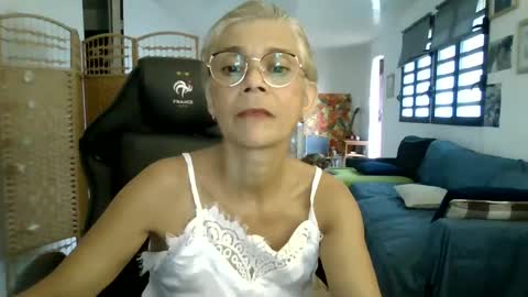 francelune online show from 01.28.25