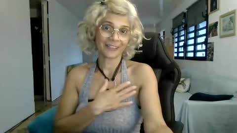 francelune online show from 02.11.25