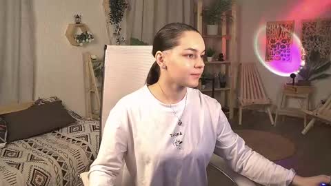 Snapshot of francescacavaliere chatting on 04.29.26 Francesca online show from 04.29.26
