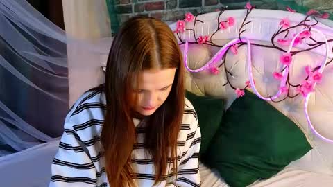 Marybrown eye Katy gray eye online show from 03.14.26