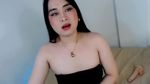 LOVE online show from 10.24.25
