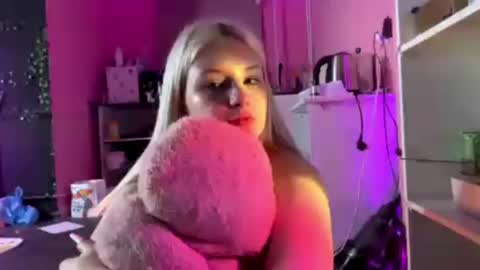 Liza online show from 04.17.26