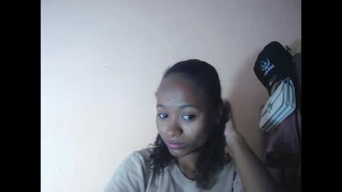 Snapshot of francine925426 chatting on 10.25.25 francine925426 online show from 10.25.25