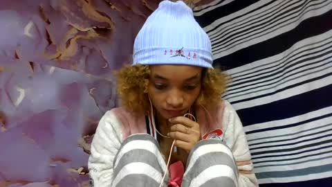 Snapshot of francinoli chatting on 06.30.26 Francinoli online show from 06.30.26