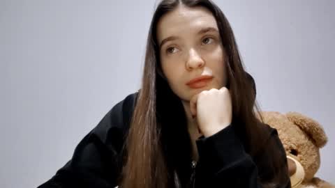 Lina online show from 01.12.26