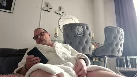 Snapshot of franciscomalin chatting on 05.18.26 franciscomalin online show from 05.18.26