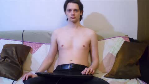 Snapshot of francisgray chatting on 04.12.26 Frank online show from 04.12.26