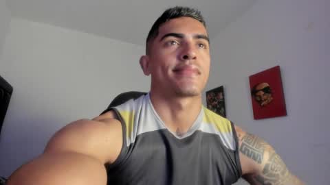 Snapshot of franco_ruiz_ chatting on 04.12.26 franco online show from 04.12.26