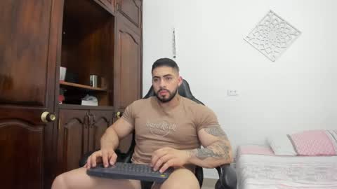frank_foxx1 online show from 06.20.26