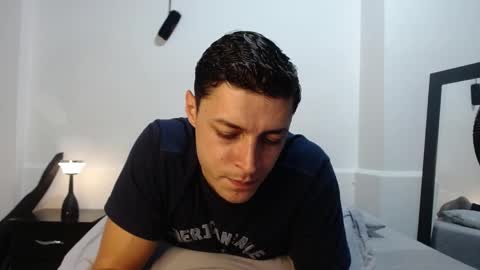 Snapshot of frank_millers chatting on 04.29.26 Frank online show from 04.29.26