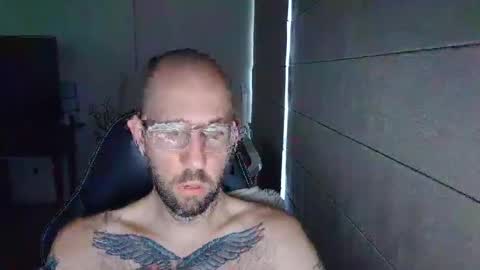 frank_perry2332 online show from 04.25.26