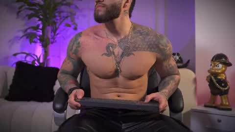 Frank Farrell. Hey remember to give me a thumbs up Ty online show from 03.31.26