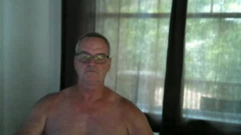 Snapshot of frankfruter10 chatting on 07.08.26 hung4fun online show from 07.08.26