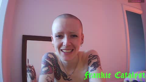 Snapshot of frankiecatalyst chatting on 04.09.26 Frankie Catalyst online show from 04.09.26
