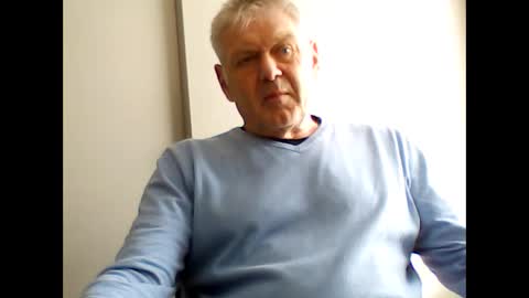 frannkboy61 online show from 04.06.26